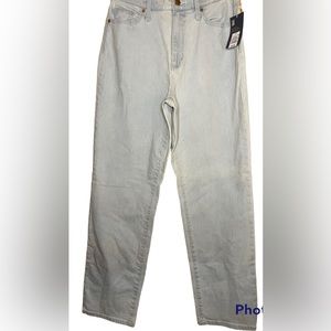 Universal Thread, size 6